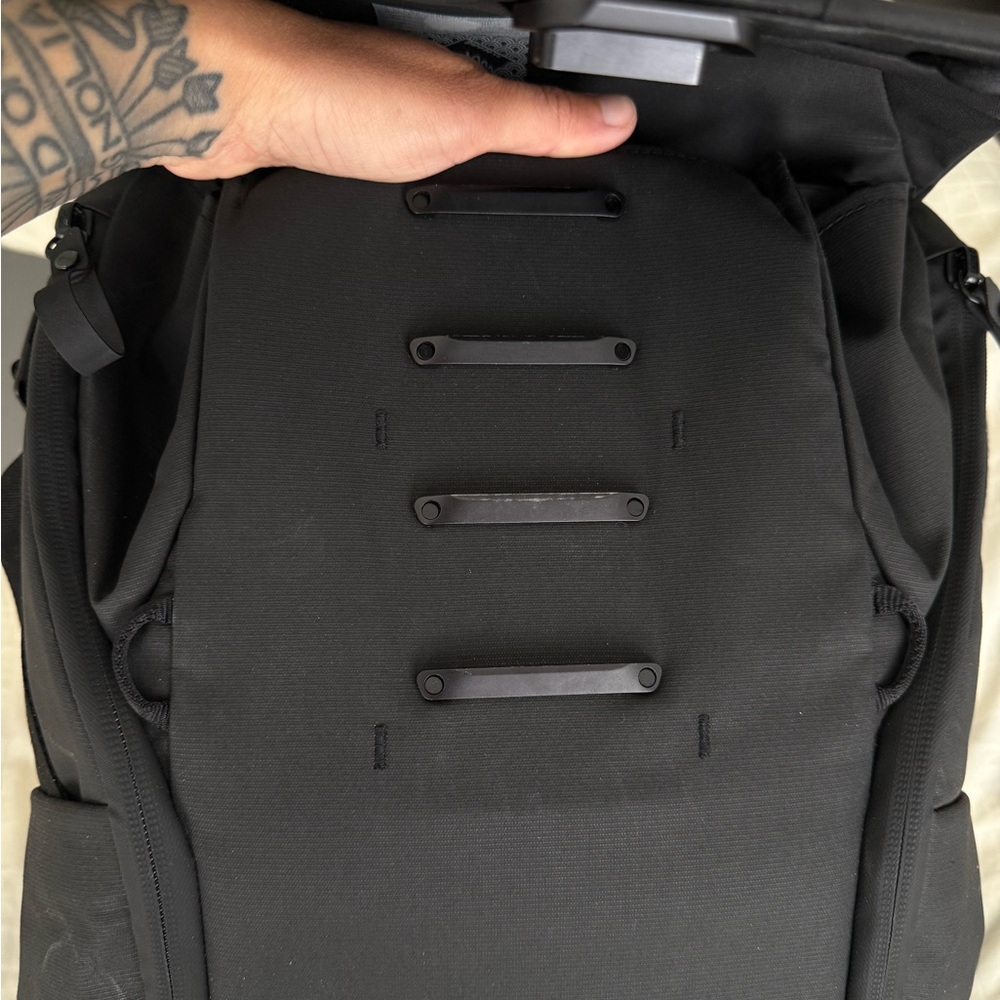 Peak Design Everyday Backpack - Picture 4 of 11